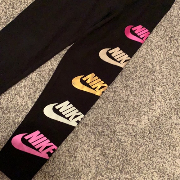 Girls Nike Legging and Adidas Jogger Set - Picture 5 of 16